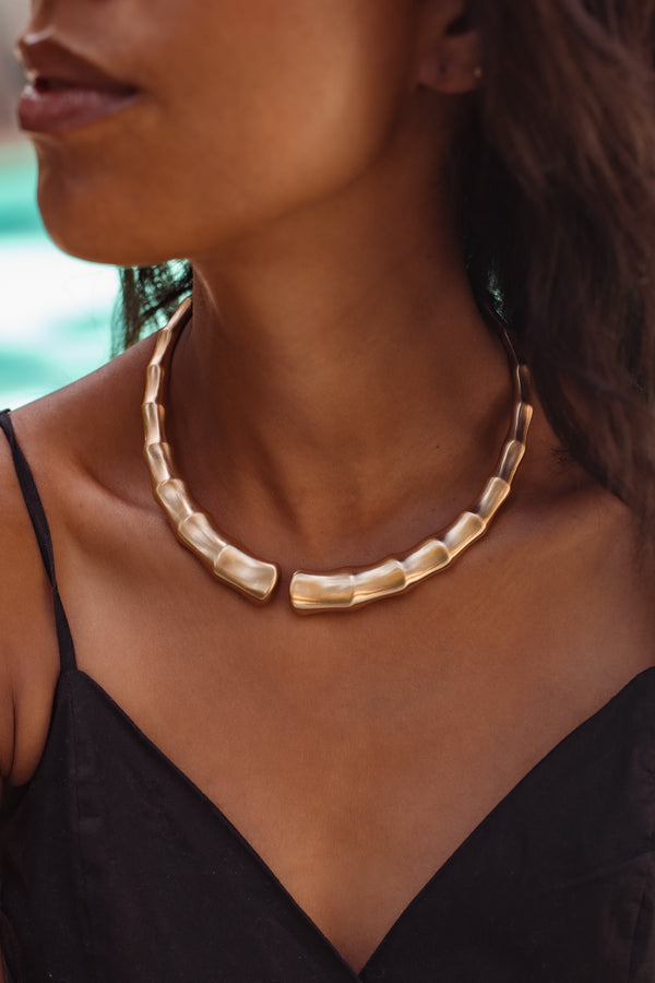 Collar Abierto Textura
